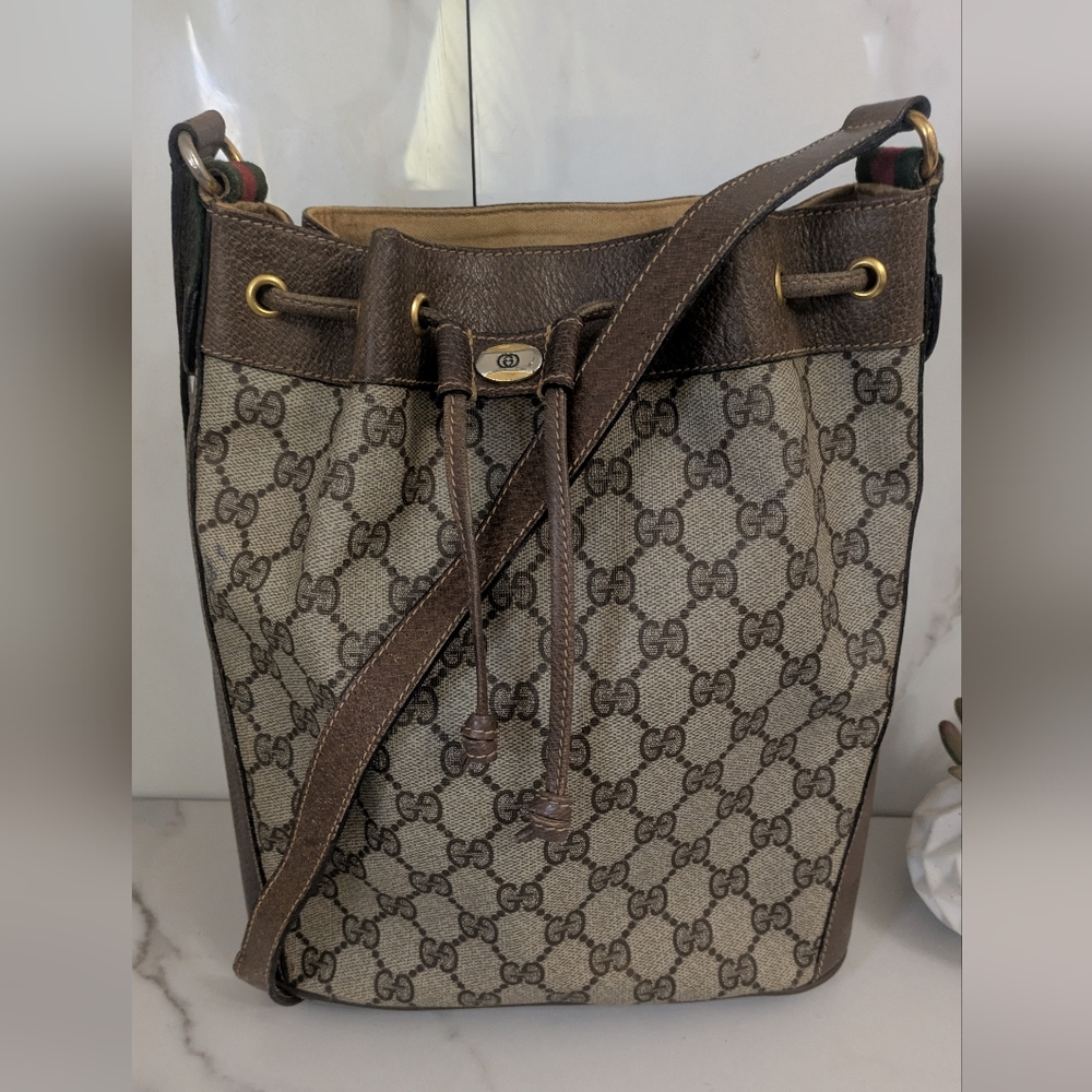 Vintage Authentic GUCCI GG Sherry Line Bucket Bag / Shoulder Purse